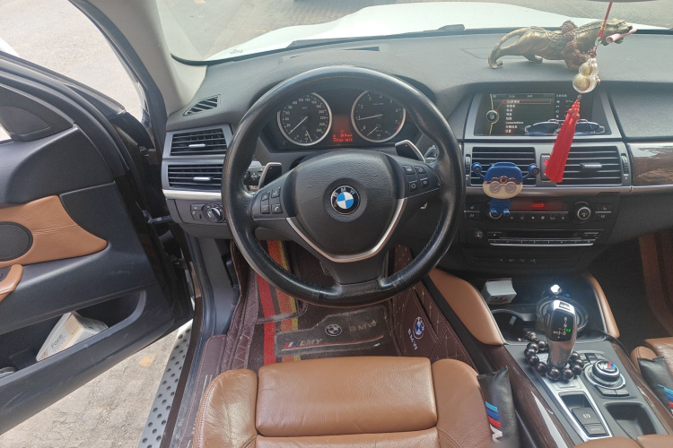 宝马X6 2014款 xDrive35i 运动型中控内饰13