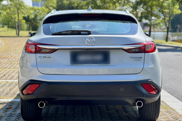 马自达CX-4 2016款 2.5L 自动四驱蓝天激情版车身外观6004