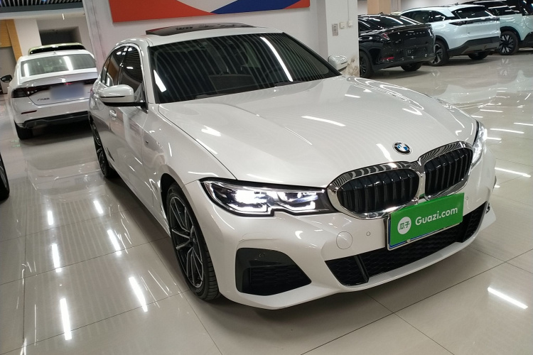 宝马3系 2022款 改款 325Li M运动套装车身外观3