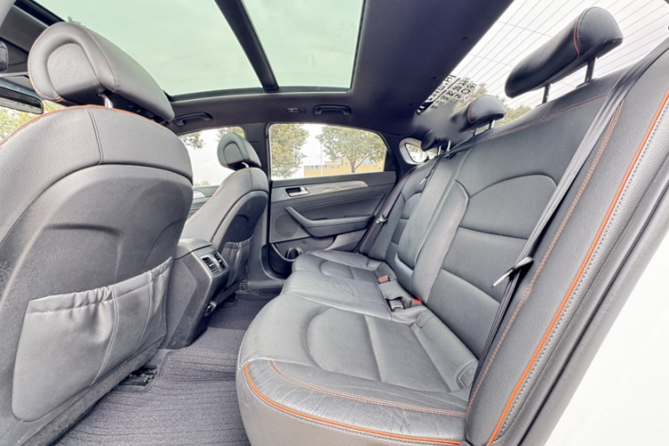 现代 索纳塔 2015款 1.6T GLS智能型中控内饰7005