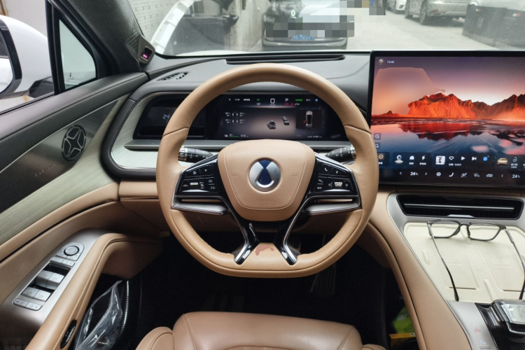 腾势N7 2023款 超长续航版中控内饰13