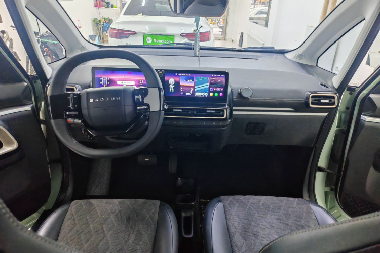 宝骏KiWi EV 2023款 大疆版 磷酸铁锂中控内饰7004