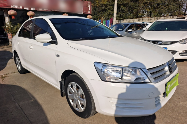 大众 桑塔纳 2015款 1.6L 自动风尚版车身外观3