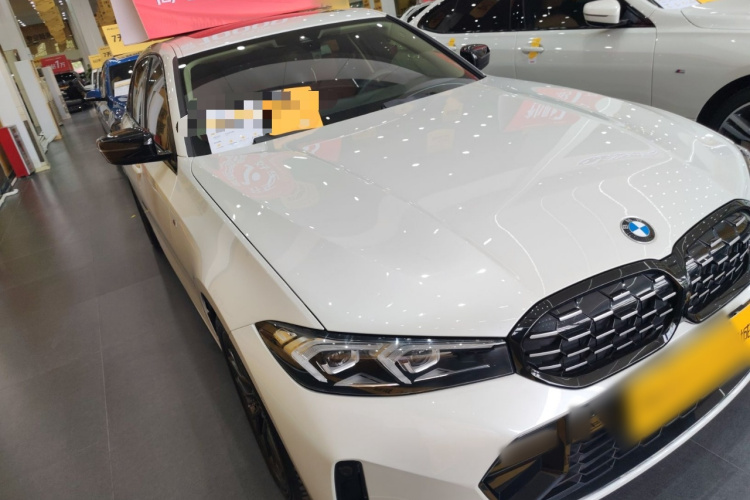 宝马3系 2024款 325Li M运动曜夜套装车身外观6002