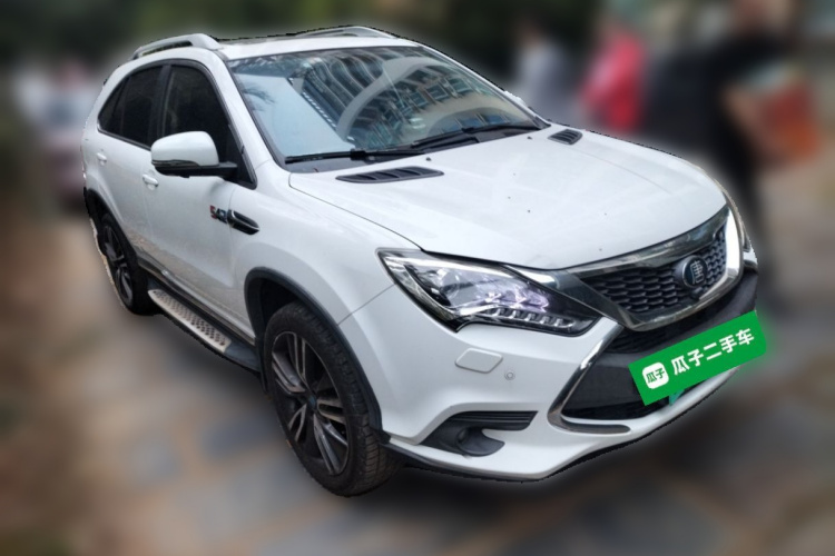 比亚迪 唐新能源 2017款 2.0T 全时四驱豪雅型 7座车身外观6002