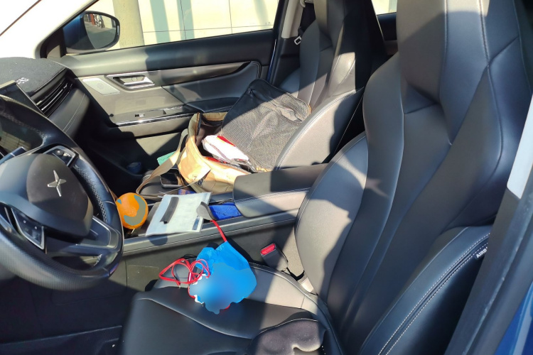 小鹏G3 2019款 悦享版中控内饰19