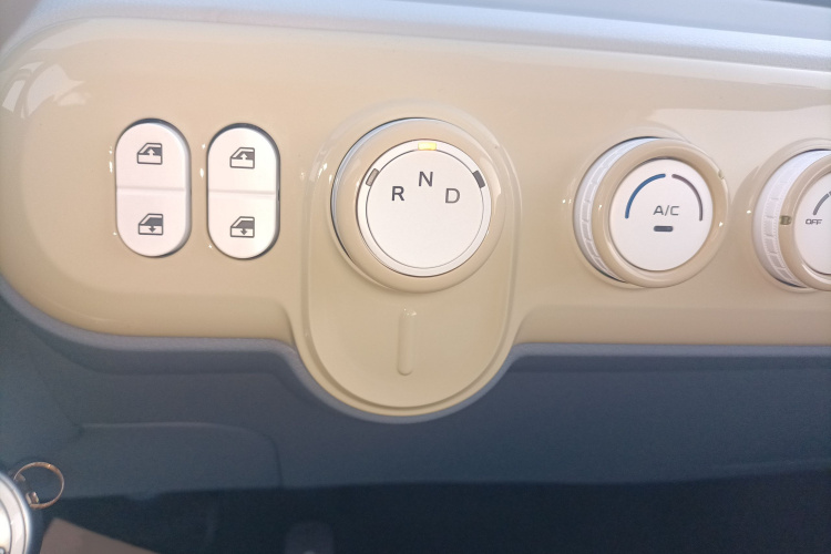 奔腾小马 2026款 222km 闪耀马局部细节18