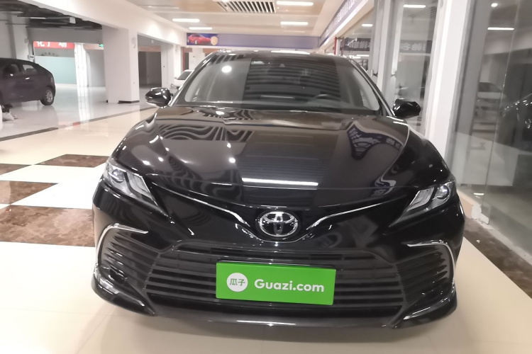 丰田 凯美瑞 2021款 2.0G 豪华版车身外观2