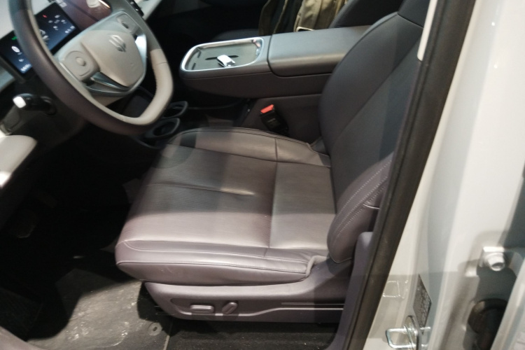 零跑汽车 零跑B10 2025款 510悦享版中控内饰19