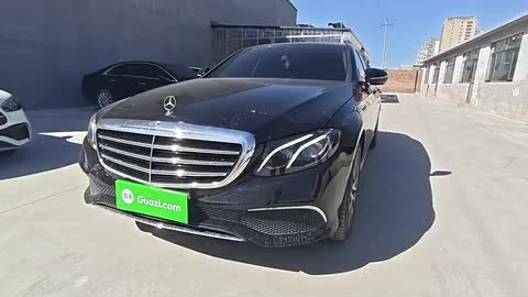 奔驰E级 2018款 E 200 L实拍1