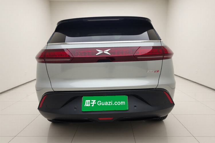 小鹏G3 2019款 尊享版车身外观6