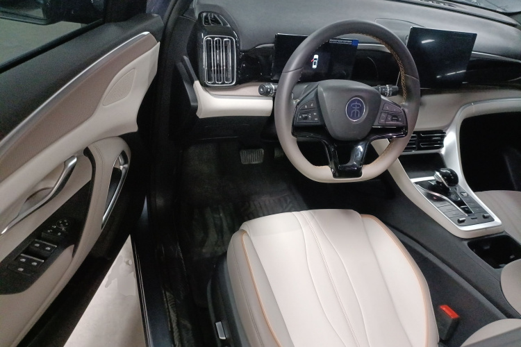 比亚迪 宋Pro新能源 2024款 荣耀版 DM-i 71KM领航型中控内饰20