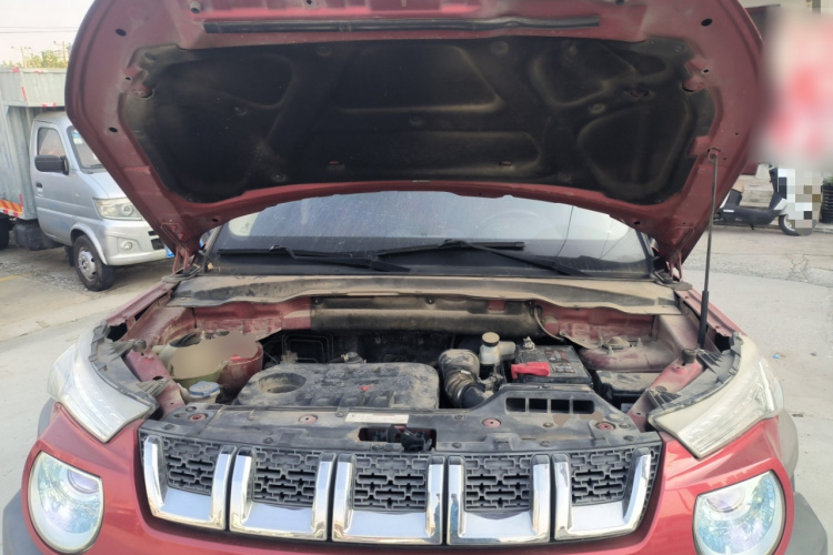 北京BJ20 2016款 1.5T CVT豪华型机舱底盘24