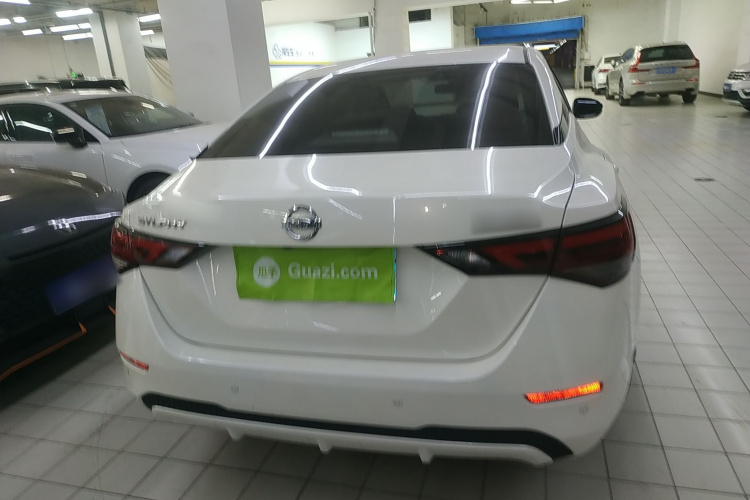 日产 轩逸 2022款 1.6L XL CVT悦享版车身外观6