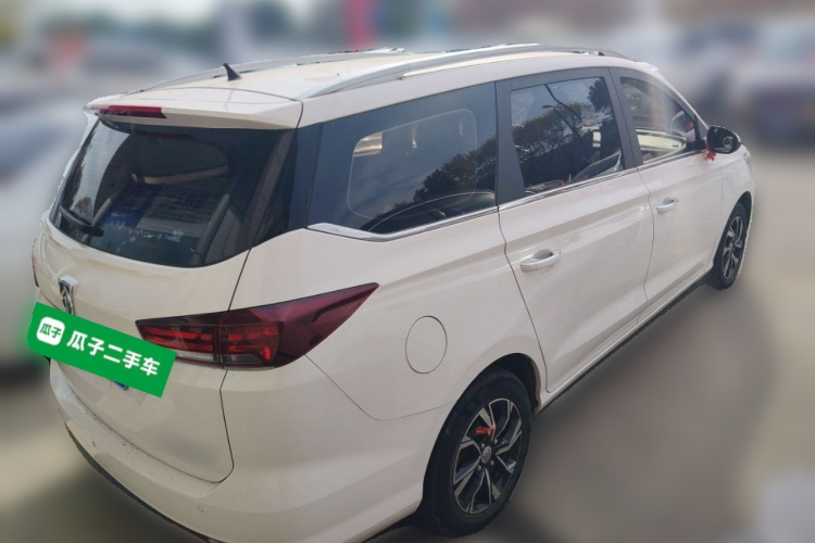 宝骏360 2018款 1.5L 自动豪华型 国V车身外观7