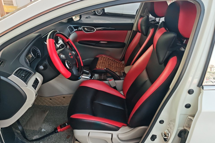 日产 轩逸 2018款 1.6XV CVT尊享版中控内饰19