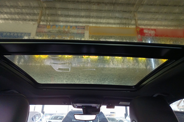 凯迪拉克XT4 2021款 28T 四驱铂金运动版中控内饰22