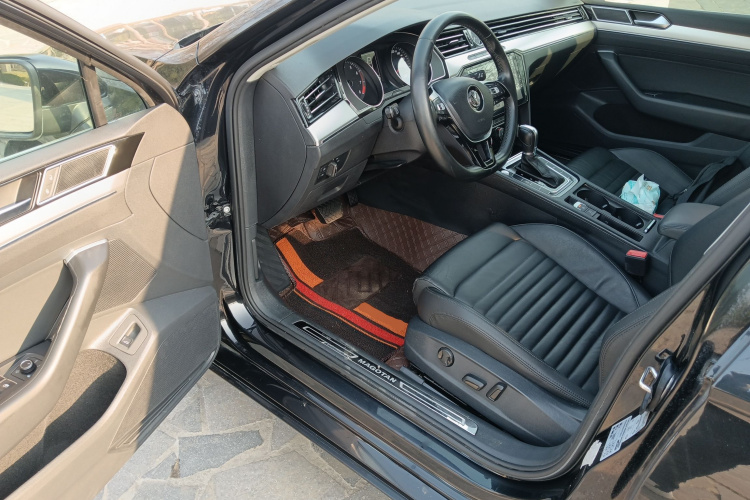 大众 迈腾 2018款 330TSI DSG 领先型中控内饰20