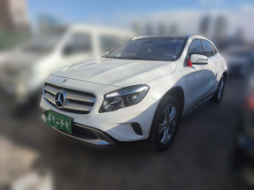 奔驰GLA 2015款 GLA 200 动感型