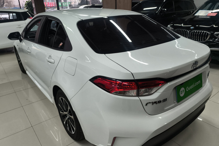 丰田 雷凌 2024款 智能电混双擎 1.8L 领先版车身外观4