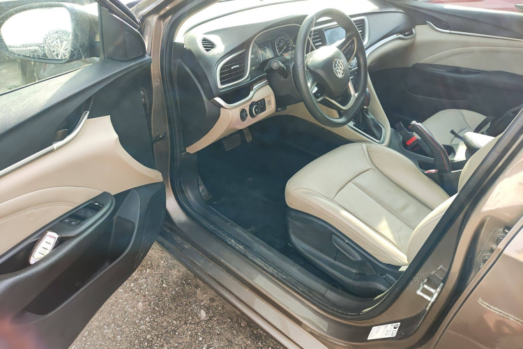 别克 英朗 2017款 15N 自动豪华型中控内饰7003