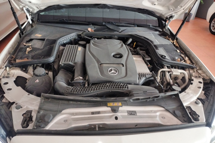 奔驰C级 2015款 改款 C 200 L 运动型局部细节24