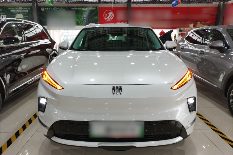 别克E5 2025款 620KM尊享版车身外观2