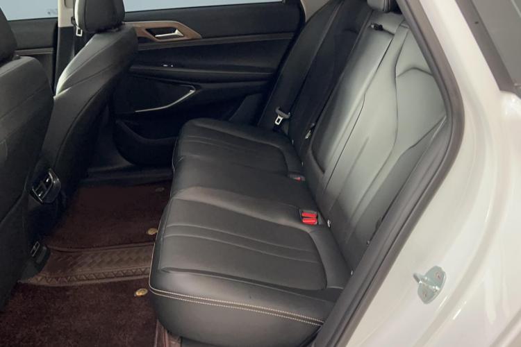 小鹏P5 2024款 500Pro版中控内饰7004