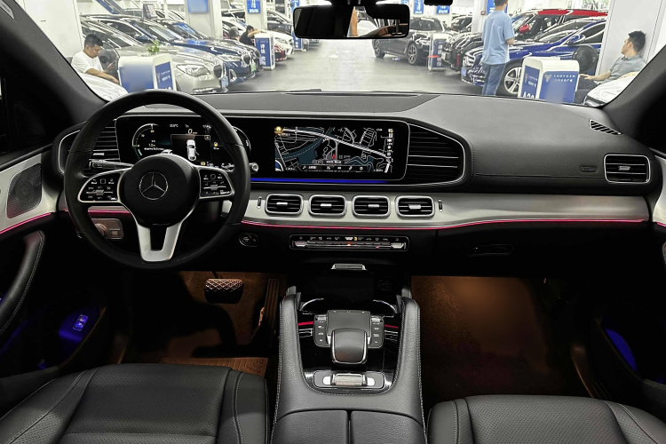 奔驰GLE轿跑 2020款 GLE 350 4MATIC 轿跑SUV 豪华型中控内饰7007