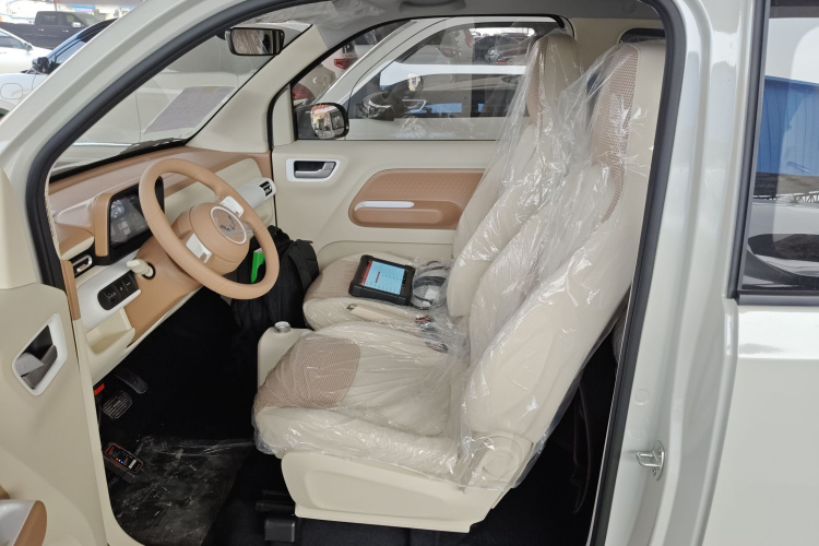 五菱汽车 宏光MINIEV 2024款 第三代 215km 青春版中控内饰20