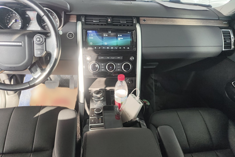 路虎 发现 2017款 3.0 SC V6 HSE局部细节16