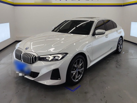 宝马i3 2023款 eDrive 40 L 曜夜套装