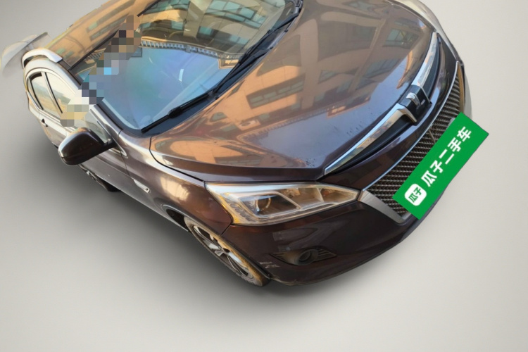 纳智捷 优6 SUV 2015款 1.8T 新创升级型车身外观3