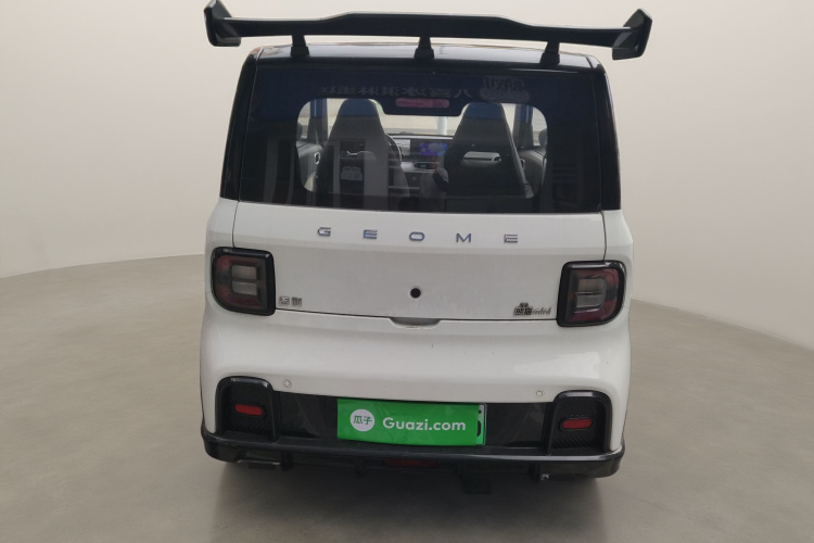 吉利银河 2025款 210km 熊猫卡丁车身外观6