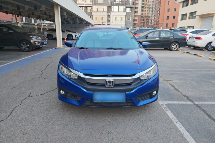 本田 思域 2016款 220TURBO 手动豪华版车身外观2