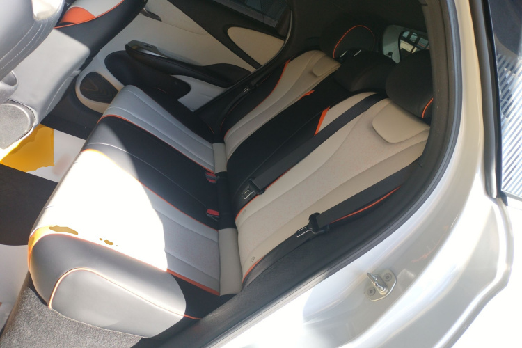 比亚迪 海豚 2021款 405km 时尚版中控内饰21