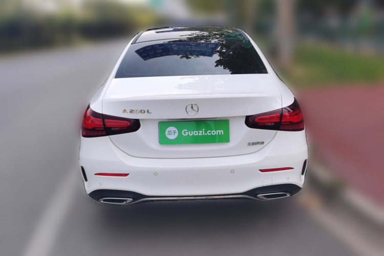 奔驰A级 2023款 A 200 L 时尚型车身外观6004