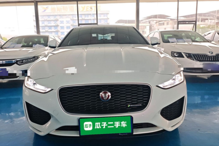 捷豹XEL 2022款 2.0T 250PS R-DYNAMIC S进取运动版车身外观2