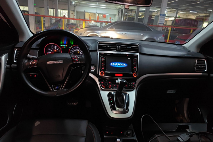 哈弗H6 2017款 蓝标 运动版 1.5T 自动两驱豪华型中控内饰12