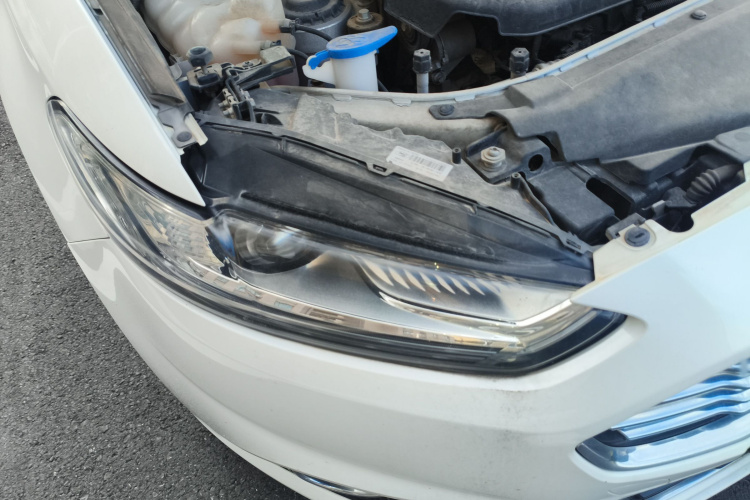 福特 蒙迪欧 2013款 2.0L GTDi200豪华型车身外观6006