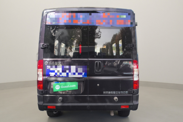 东风御风 御风 2023款 V9+ 2.0T 自动前驱多功能中轴中顶7/8/9座车身外观6