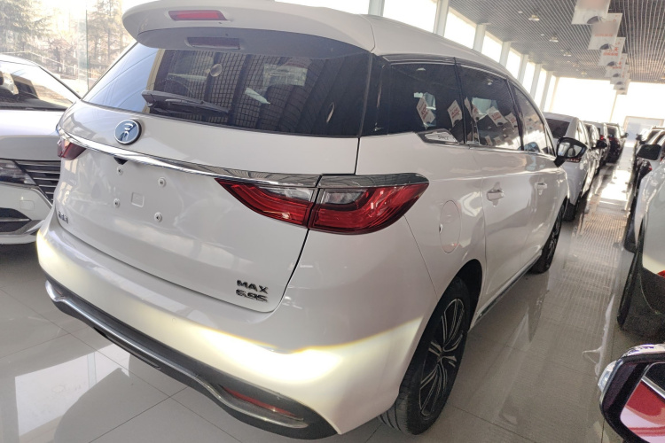 比亚迪 宋MAX新能源 2019款 DM 1.5T 智联致耀型 6座 国VI车身外观6005