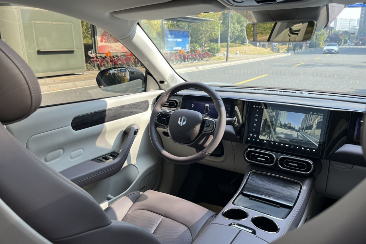 零跑汽车 零跑C11 2023款 增程 285智享版中控内饰7006