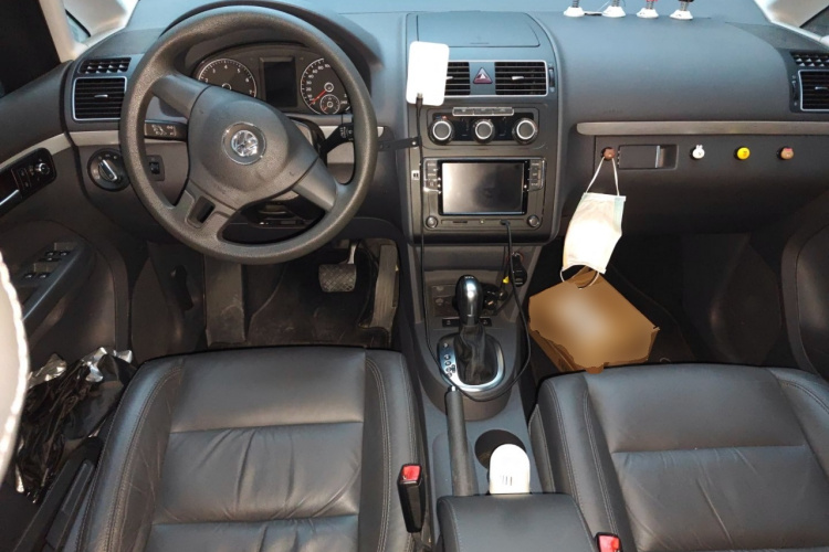 大众 途安 2015款 1.4T DSG舒适版5座中控内饰12