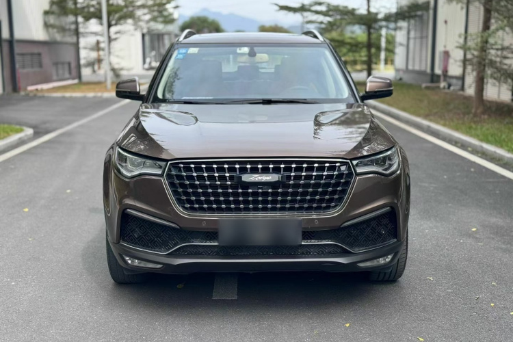 众泰T700 2017款 1.8T 双离合尊贵型车身外观6004