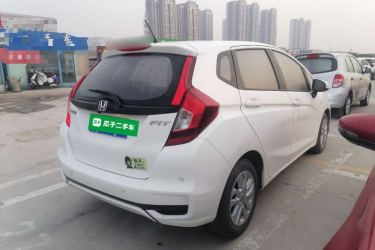 本田 飞度 2018款 1.5L CVT舒适天窗版车身外观6005