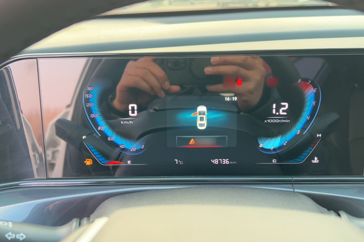 长安 逸动 2020款 PLUS 1.6L GDI 手动豪华型局部细节14