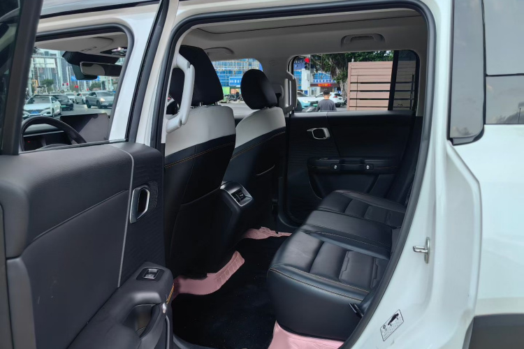 北京BJ30 2024款 1.5T 魔核电驱进阶版中控内饰7003