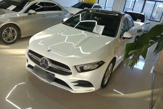 奔驰A级 2020款 改款 A 200 L 运动轿车动感型