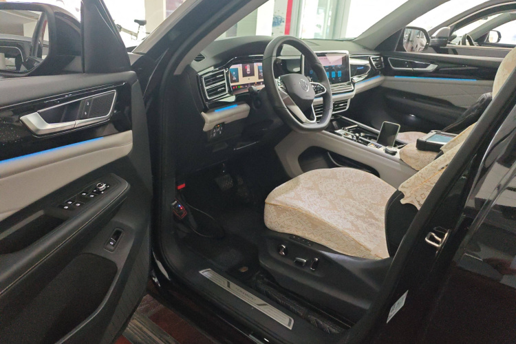 大众 途昂 2023款 改款 380TSI 四驱尊崇豪华版中控内饰20